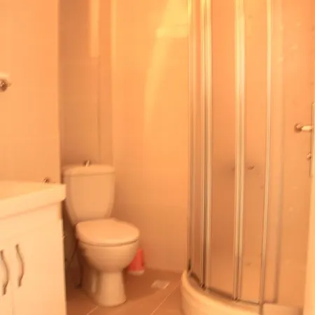 Blue White Apart Otel